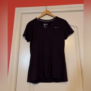 Nike Women's Purple Dri-FIT Top. Size Large